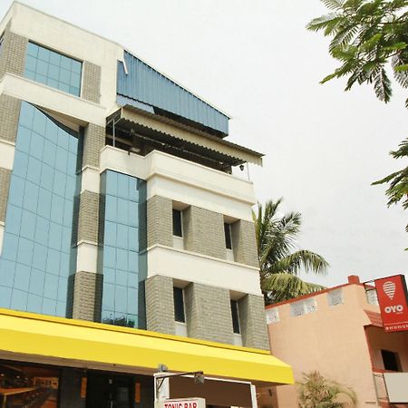 Oyo 968 Hotel Poigai Chennai Exteriör bild